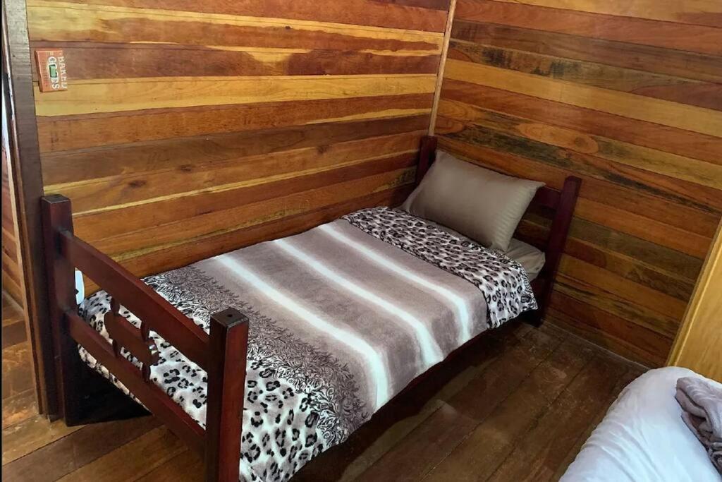 Confortavel Casa Com Lareira 10Min Capivari Кампус-ду-Жордау Экстерьер фото